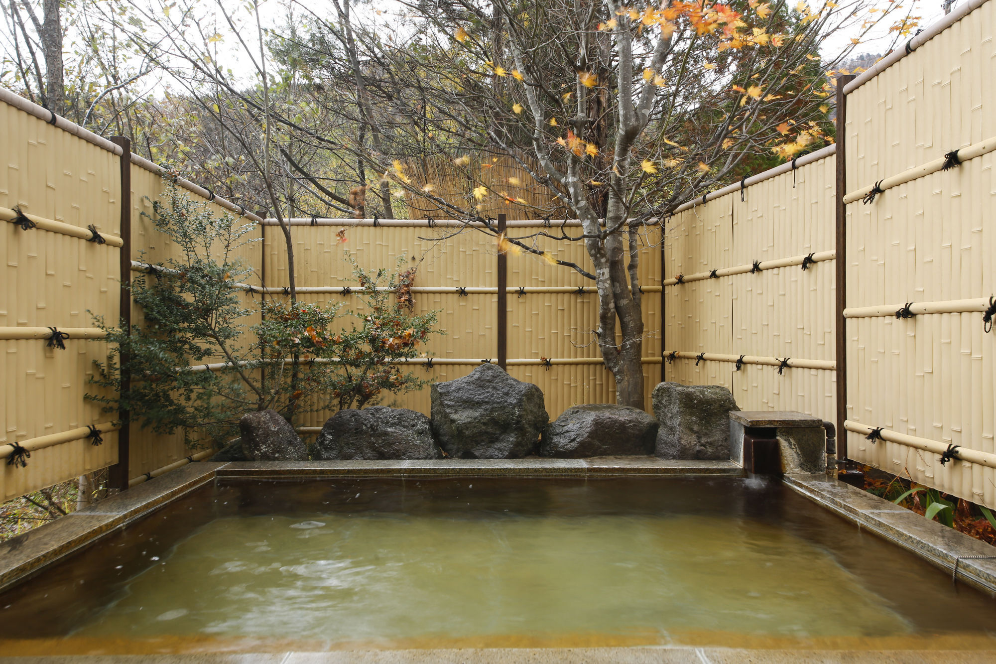 Ryokan Kutsuroginoya Yuu Takayama  Exterior foto