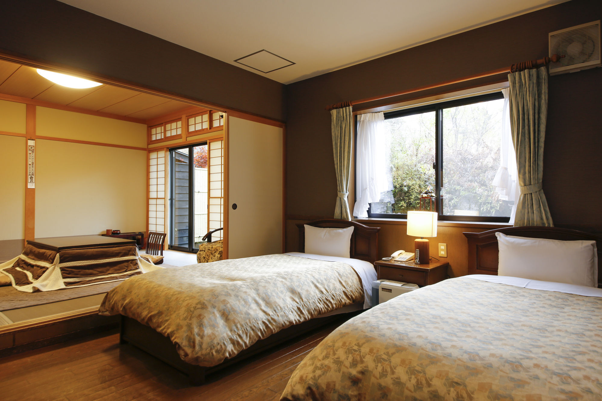 Ryokan Kutsuroginoya Yuu Takayama  Exterior foto